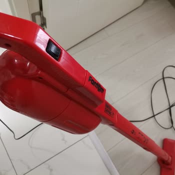 Fantom Fanset Elektrikli Ev Aletleri Dikey Süpürge Alev Alarak Yandı!