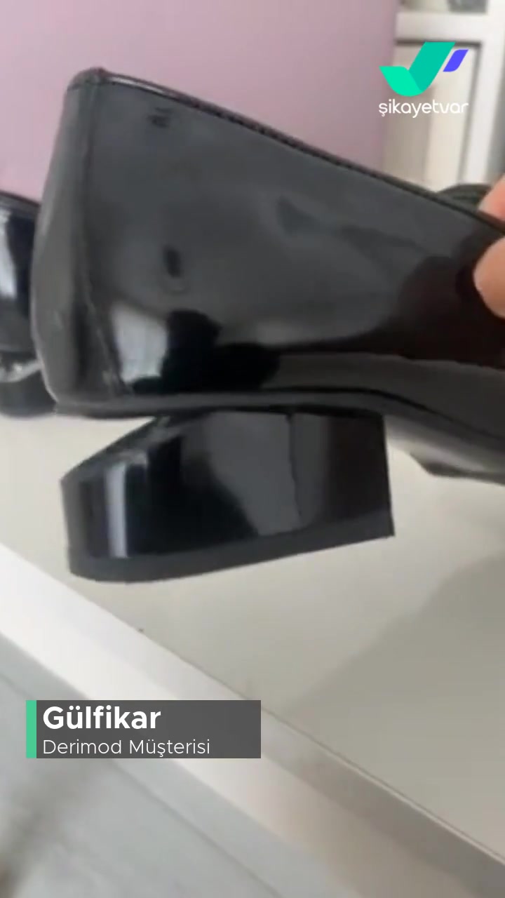 Derimod Ayakkabımın Topuğu Çatladı Ve Çıktı, Topuğundaki Metal Süs Düştü! videonun kapak resmi