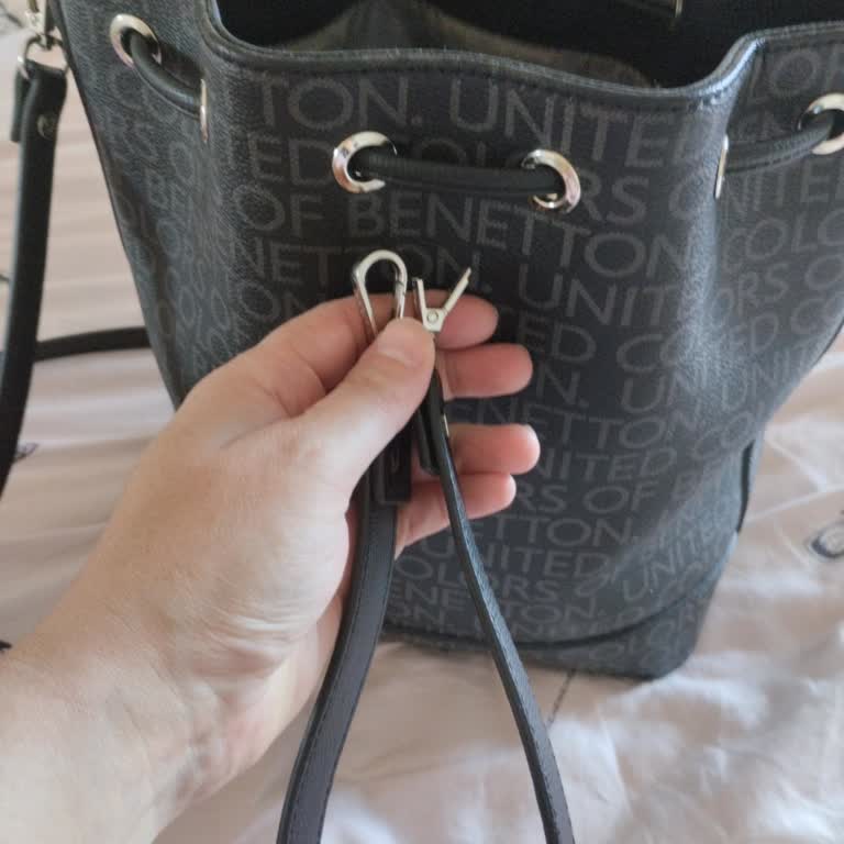 Benetton Çanta Sap Kopması