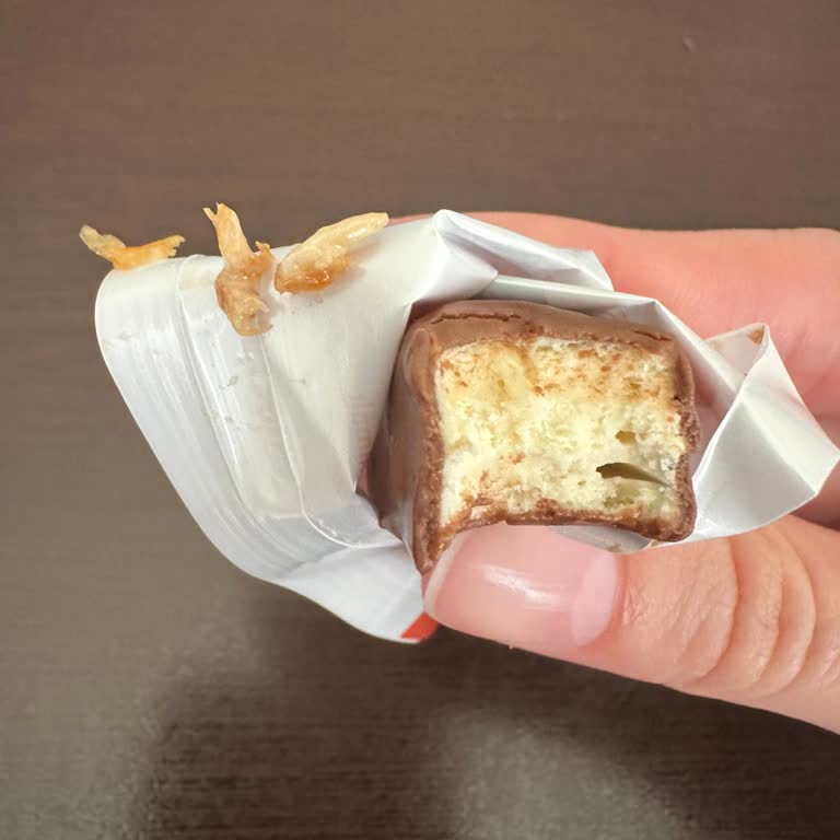 Torku Miniki Çikolatalarda Sert Parçalar Çıkıyor