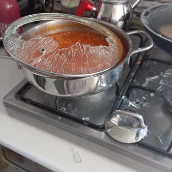 Korkmaz Mutfak Eşyaları Tencere Kapağı Patladı