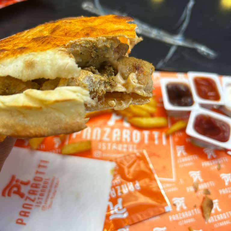 Panzarotti Hizmet Ve Yemek Memnuniyetsizliği