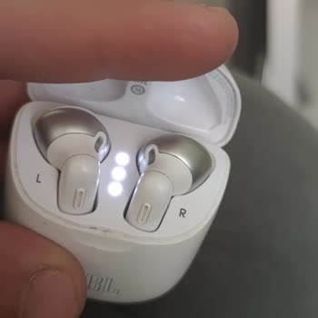 JBL Kulaklık Şarj Sorunu