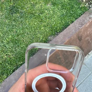 Apple İPhone 15 Pro Kılıf