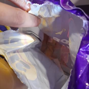 Gratis Mağaza Teslim Kargo Patlamış