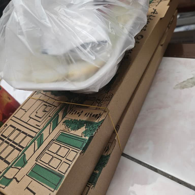 Yemeksepeti Maltepe Çıtır Pide Lahmacun Restoranı Kuryesi!