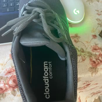 Adidas Kusurlu Ürününü İade Almıyor.