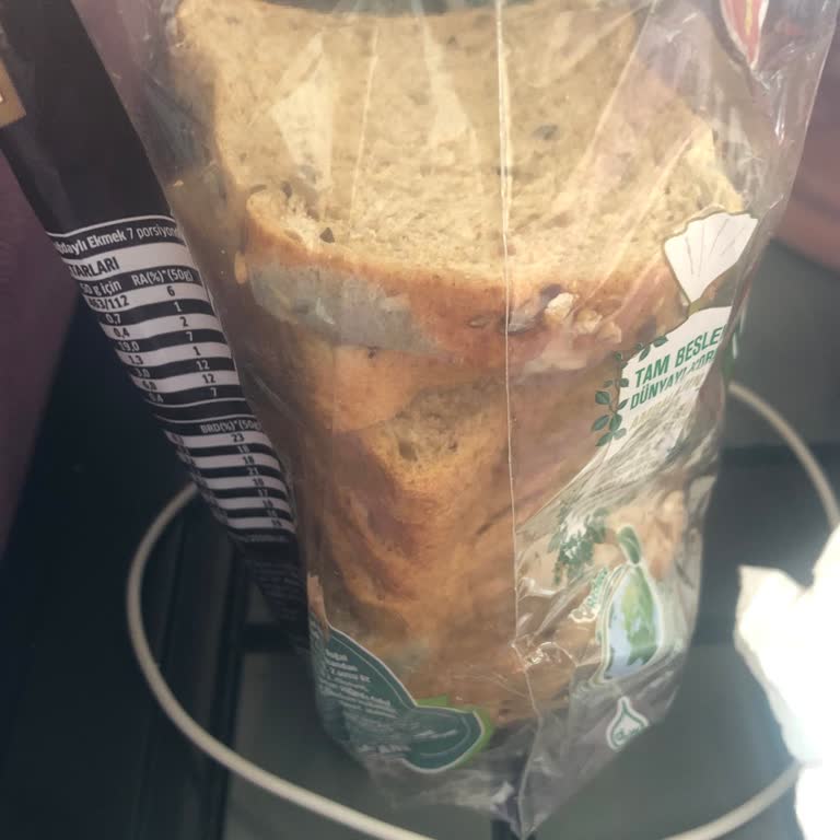 Getir Sipariş Küflü Paketli Ekmek