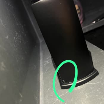 Bien Banyo Siyah Bataryalar Soyuldu Fabrika Suçu Bana Atıyor.