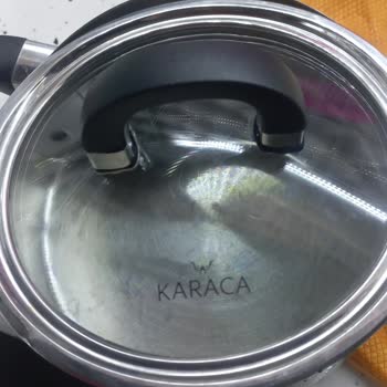 Karaca Züccaciye Kalitesiz Ürünler Satıyor