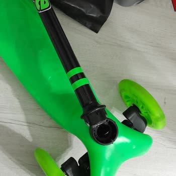 Rookie Bisiklet & Scooter Mini Scooter Kırıldı