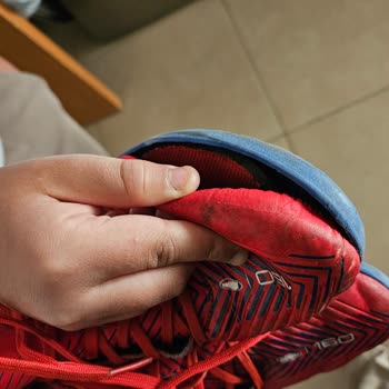 Decathlon Krampon 10 Günde Patladı