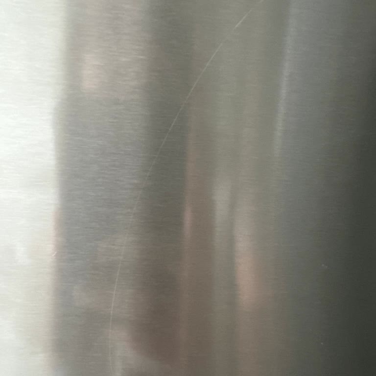 Siemens Ev Aletleri Yeni Buzdolabımda Çizik Ve İz Sorunu