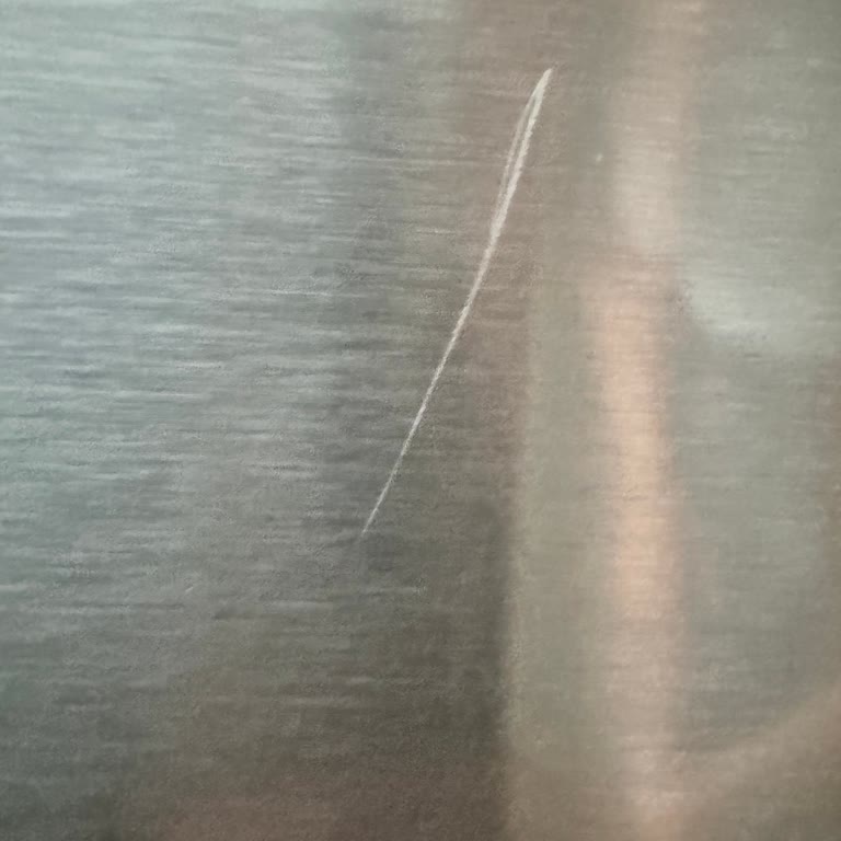 Siemens Ev Aletleri Yeni Buzdolabımda Çizik Ve İz Sorunu