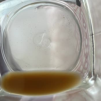 Nescafe Aldığım Kahvenin Altında Çıkan Toz Tanecikleri