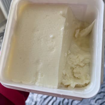 Migros Markalı Az Yağlı Taze İnek Peyniri Acı Çıktı