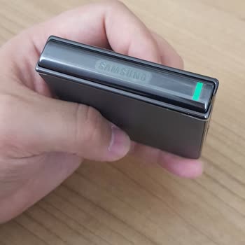 Samsung Galaxy Z Flip 4 Telefon Kapandı Açılmıyor!