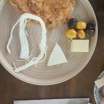 Buenas Bistro & Lounge 2 Kişilik Kahvaltı Çılgınlığı!