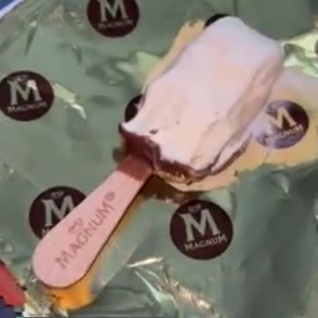Magnumdan Plastik İp Gibi Bir Şey Çıktı