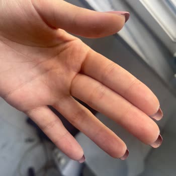 La Roche Posay Silgi Gibi Soyuluyor.