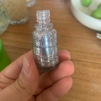 Flormar Yarıya Kadar Kullanılmış Oje Satılması Hk.