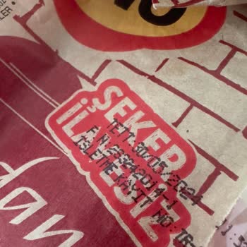 Getir Tarihi Geçmiş Ve Küflü Ekmek