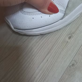 İlk Senesini Bile Doldurmadan Tabanı Açılan Puma Ayakkabı
