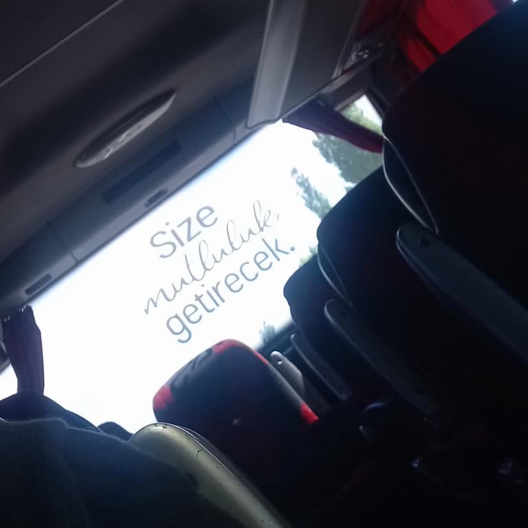 Villa Seyahat Villa İstanbul Kaba Üslup Ve Çürüyen Lastikleri!