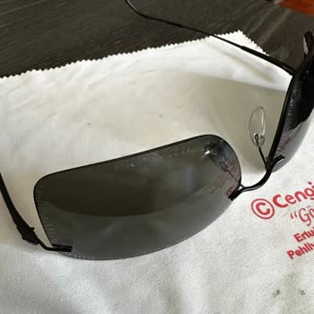 Silhouette Gözlük Camı Hatası Ya Da Kalitesizliği