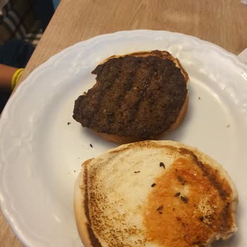 Van AVM Burger King Artık Müşteriye Hiç Önem Vermiyor