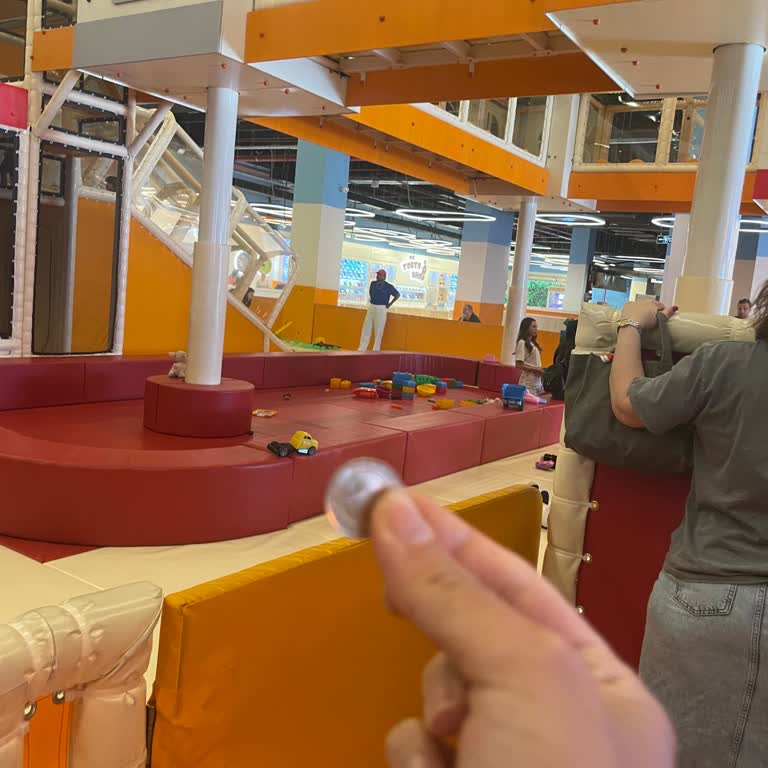 Gagapagos Çocuk Güvenliğini Tehlikeye Atan İlgisiz Hizmet