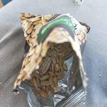 A101 Çerezya İç Çiğdem İçinden Plastik Çıktı
