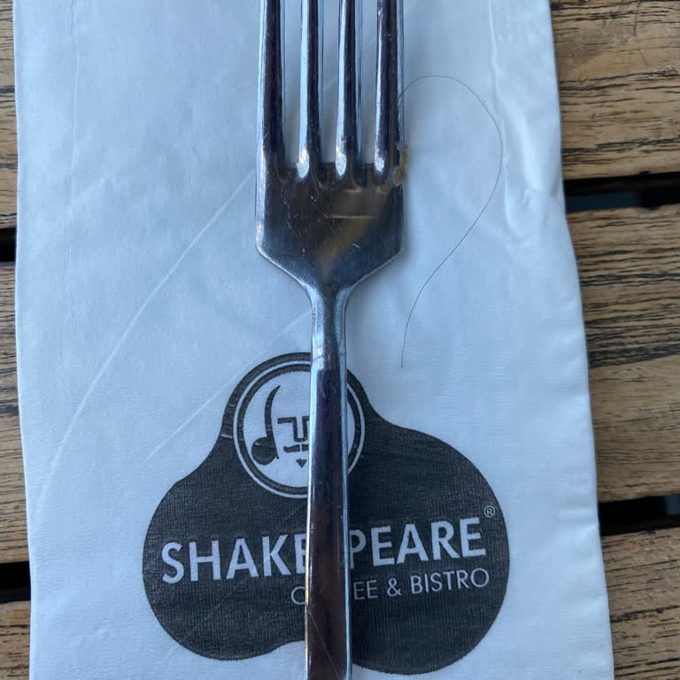 Shakespeare Bistro Hijyen Sorunu Ve Saygısız Davranışlar: Müşteri Olarak Kovulmak