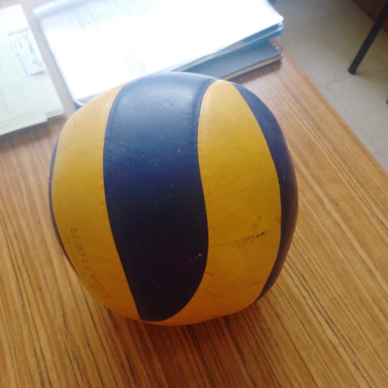 Summit Sport Spor Malzemeleri Voleybol Toplarının Kalitesizliği