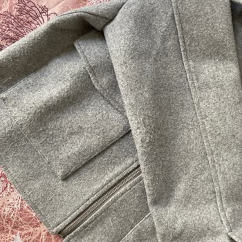 Mango Gri Kaban Tüylenmesi