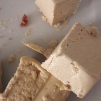 Bizim Toptan Koska Helva Ayıplı Ürün