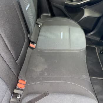 Avis -Kayseri Havaalanı - Kirli Araç Teslimi!