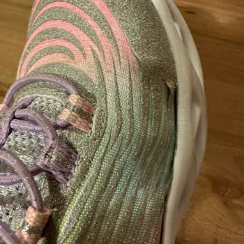Skechers Ayakkabıda Kalite Sorunu Ve Boyner Mağaza Hizmet Eksikliği