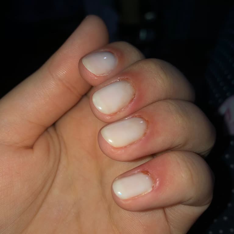 Gül Çokluk Kuaför (Hatay) Hijyenik Olmayan Manikür!