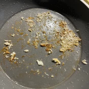 Karaca Züccaciye Karaca Swiss Crystal İn Yapışmadığı Tamamen Uydurma