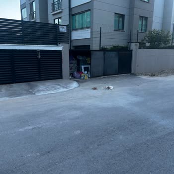 Bursa Nilüfer Belediyesi Kayapa- Çöpler Toplanmıyor