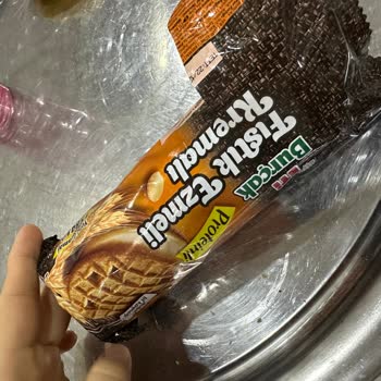 Eti Gıda Bisküvi Paketinde Beklenmedik Misafir