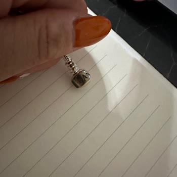 Pandora Mücevher Pandora Bilekliğim 1 Ay Gibi Kısa Sürede Karardı