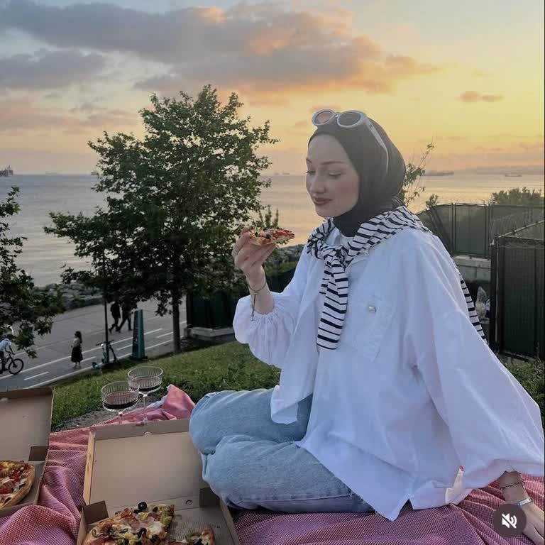 ALİDA - Ayşenur Kılıç Ürün Hakkında Bir Cevap Alamıyorum