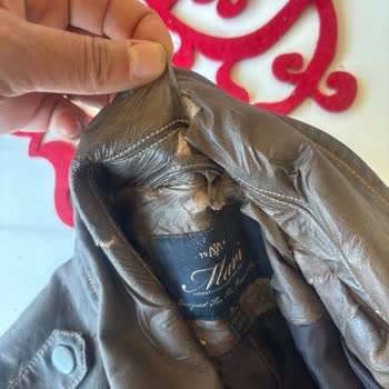 Mavi Jeans Deri Ceket Poşet Gibi Çıktı