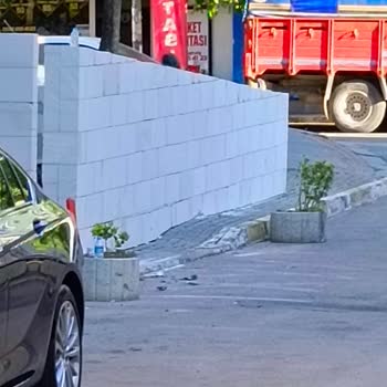 Pendik Belediyesi Kaldırım Üstü İşgal Yapı Hakkında