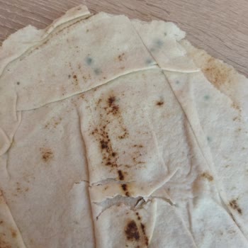 BİM Küflü Ekmek Hala Satılmaya Devam Ediliyor