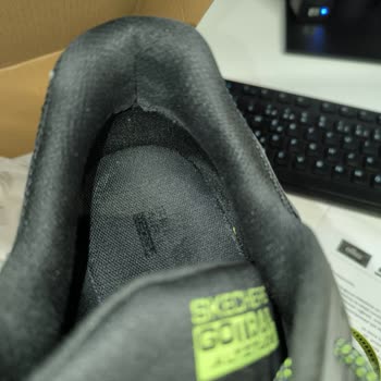 Boyner'den Alınan Skechers Ayakkabı Yırtılma Sorunu.