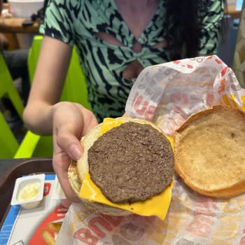 Burger King Hijyen Kuralları Ve Yiyeceklerin Standart Yapılmaması