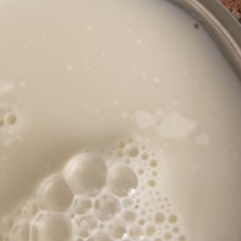 A101 De Satılan Bozuk Süt